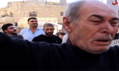 دموع مسن في مظاهرات بريف حلب.. تلهب مشاعر السوريين (فيديو)