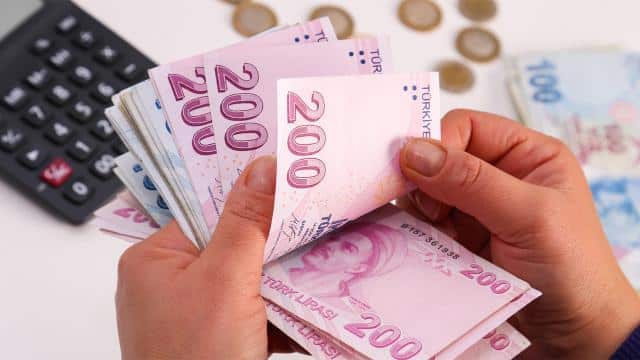 تركيا اليوم الإعلان عن منحة وقف الديانة التركية للعام الدراسي 2022-2023 سعر اليورو مقابل الليرة التركية ifc market
