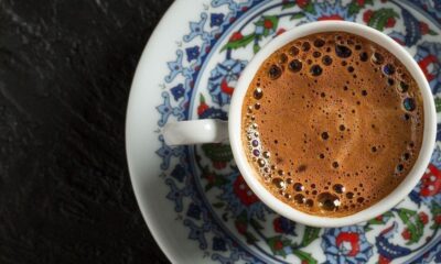 رحلة في تاريخ القهوة التركية وأنواعها