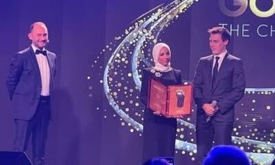 لفتة جميلة من صلاح تجاه زوجته بحفل تسلم جائزة القدم الذهبية