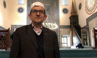 وفاة مؤذن تركي شهير أبهر الملايين بمقامات الأذان
