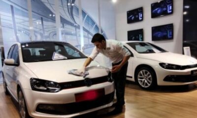حملة اعتقالات تطال عشرات التجار بتهمة تخزين سيارات جديدة في تركيا