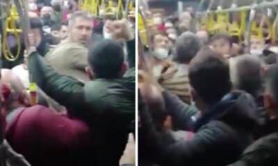 بالفيديو: عراك بالأيدي في أحد حافلات المتروبوس بسبب أطفال سوريين
