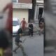 شاهد بالفيديو..قتال بين رعايا أجانب في إسطنبول