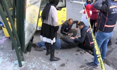 بالفيديو: اصابات في حادثة اصطدام حافلة بمحطة انتظار الحافلات بإسطنبول