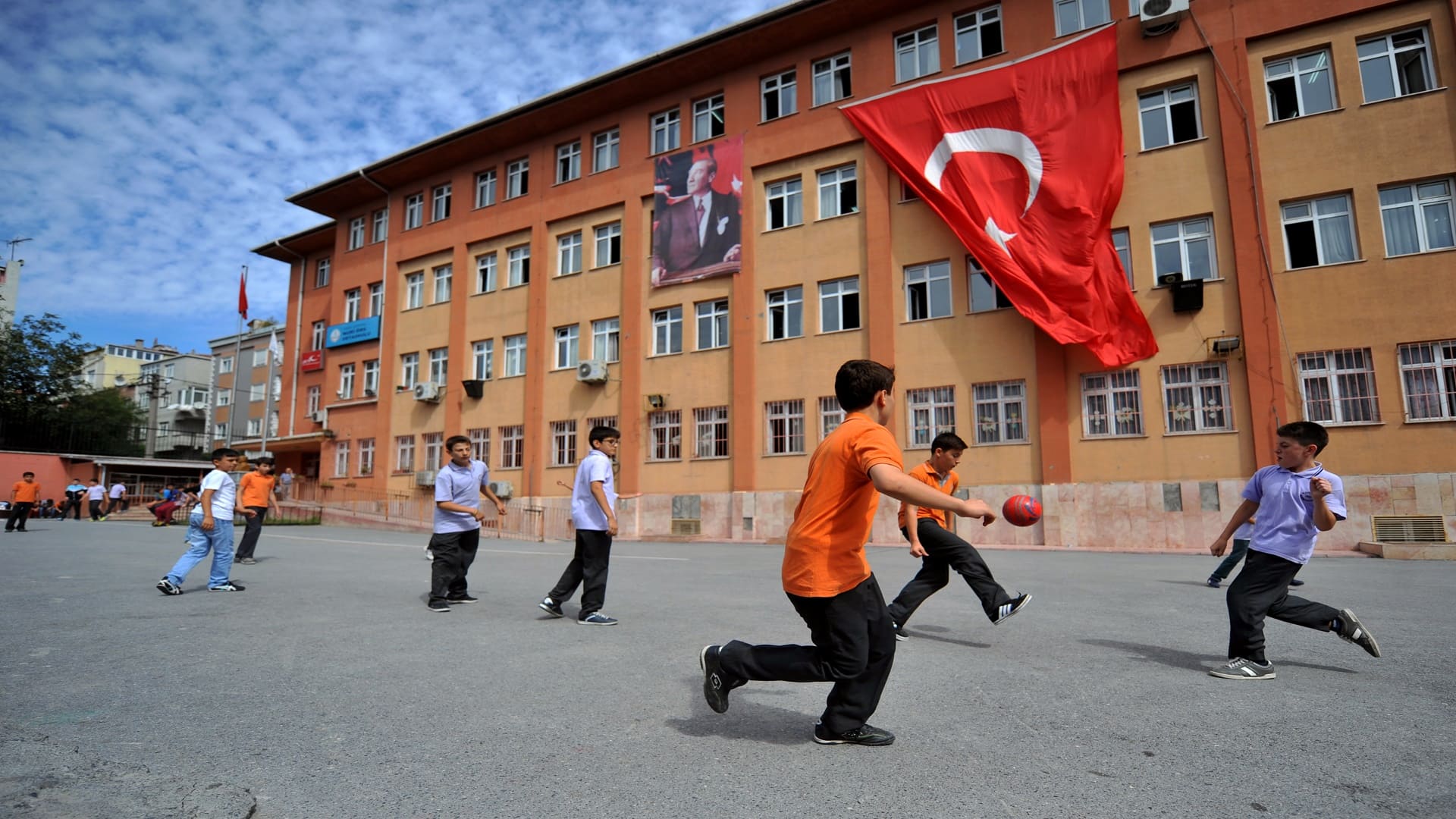 ساعات الدوام المدرسي في تركيا
