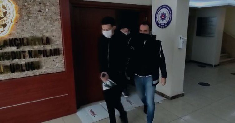 تركيا اليوم معلومات صادمة.. صحيفة تكشف عمليات بيع أعضاء لأجانب بينهم سوريون في إسطنبول (فيديو) معلومات صادمة.. صحيفة تكشف عمليات بيع أعضاء لأجانب بينهم سوريون في إسطنبول (فيديو)