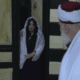 سخرية واسعة من مشهد رومانسي لـ" أم بشير" والشيخ في باب الحارة |فيديو
