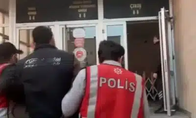 القبض على شاب تركي حاول حرق والدته في اسطنبول