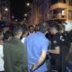 بالفيديو: والي إسطنبول يتدخل لفض احتجاجات غاضبة على خلفية تحرش أجنبي بطفل