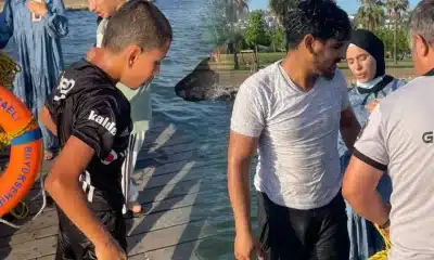 وصفوه بالبطل.. فتى سوري ينقذ طفلاً تركياً من موت محقّق (فيديو)