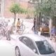 فيديو صادم للحظة سقوط طفل من الشرفة ونجاته!