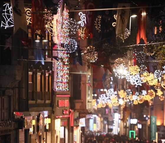 والي إسطنبول عن إجراءات أمنية خاصة برأس السنة الجديدة!