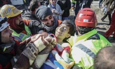 زلزال تركيا.. ناجون انتصروا على "الزمن القاتل" تحت الأنقاض