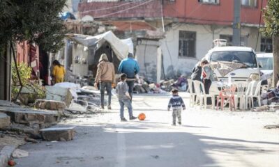معلمون يطلقون مبادرة لإيواء أيتام زلزال سوريا وتركيا.. تعرف على التفاصيل