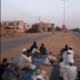 مشهد لا يصدق.. إفطار سوداني بالشارع على وقع الرصاص الحي