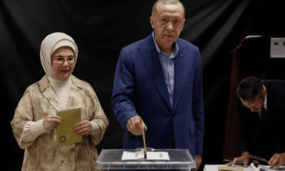 أردوغان وكليتشدار أوغلو وساسة تركيا يدلون بأصواتهم في الانتخابات