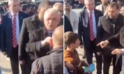مرشح للمعارضة في أنقرة يلتقي أطفال أجانب ويثير الجدل من جديد (فيديو)