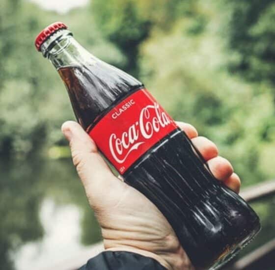 بعد أكثر من قرن من السرية.. عالم يكشف سرّ وصفة كوكاكولا