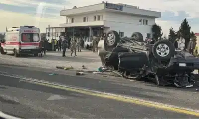 وفاة ضابط واصابة آخرين في حادث سير تعرض له فريق الحراسة الشخصي للرئيس أردوغان (صور)