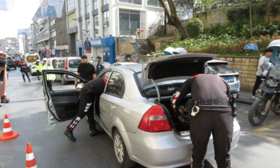تفتيش بمساعدة طائرات الهليكوبتر في اسطنبول قبل الانتخابات (صور)