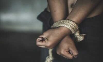 عصابة تختطف لاجئ سوري في لبنان وترسل مشاهد من تعذيبه بوحشية لذويه وتهدد بقتله