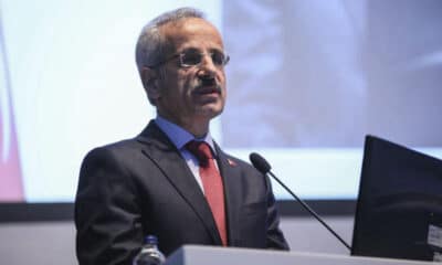 وزير تركي يكشف مفاجأة بشأن مروحية الرئيس الإيراني
