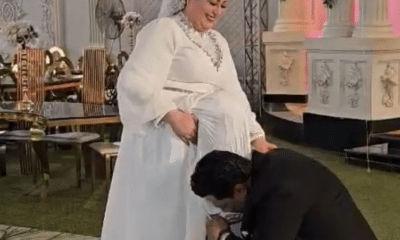 قبل قدميها يوم الزفاف.. عريس مصري وزوجته السورية يشعلان التواصل