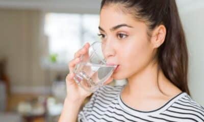 ما كمية الماء التي يحتاجها جسم الإنسان في فصل الشتاء؟