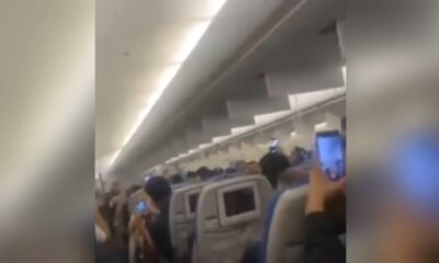 شاهد.. حالة من الذعر تعم ركاب طائرة جزائرية تعرضت لعطل فني في الجو