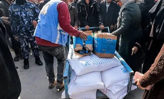 توزيع الطحين