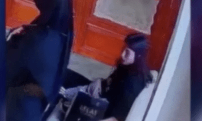 لصة تسرق محفظة امرأة أثناء تأديتها الصلاة في مسجد بإسطنبول
