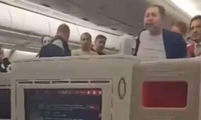 رجل أعمال تركي شهير يتسبب بضجة على متن طائرة وبيان عاجل من الخطوط التركية
