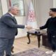 والي قونيا يكرم شاب سوري لشجاعته في إنقاذ العشرات من كارثة انهيار مبنى سكني