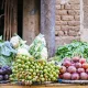 وزارة الاقتصاد الوطني تعلن أسعار الخضروات وتطالب بالالتزام بها بدءًا من اليوم