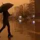 الطقس ينقلب في إسطنبول وتحذيرات مشددة: برد مفاجئ وأمطار ممزوجة بالغبار