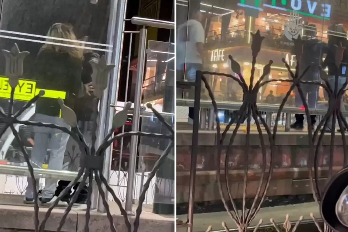 تركيا اليوم إسطنبول: حشد ينتقم من متحــرش في محطة ترام! إسطنبول: حشد ينتقم من متحــرش في محطة ترام!