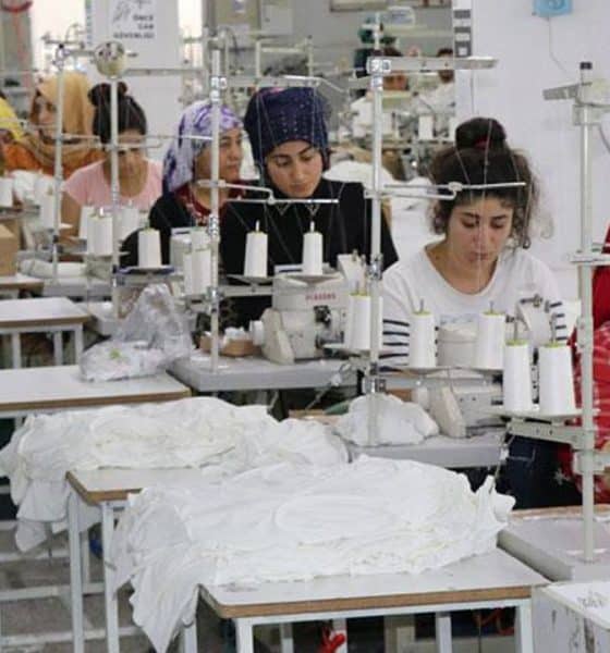 خبير اقتصادي تركي: إذا خرج السوريون فستنهار الصناعة في هذه الولاية
