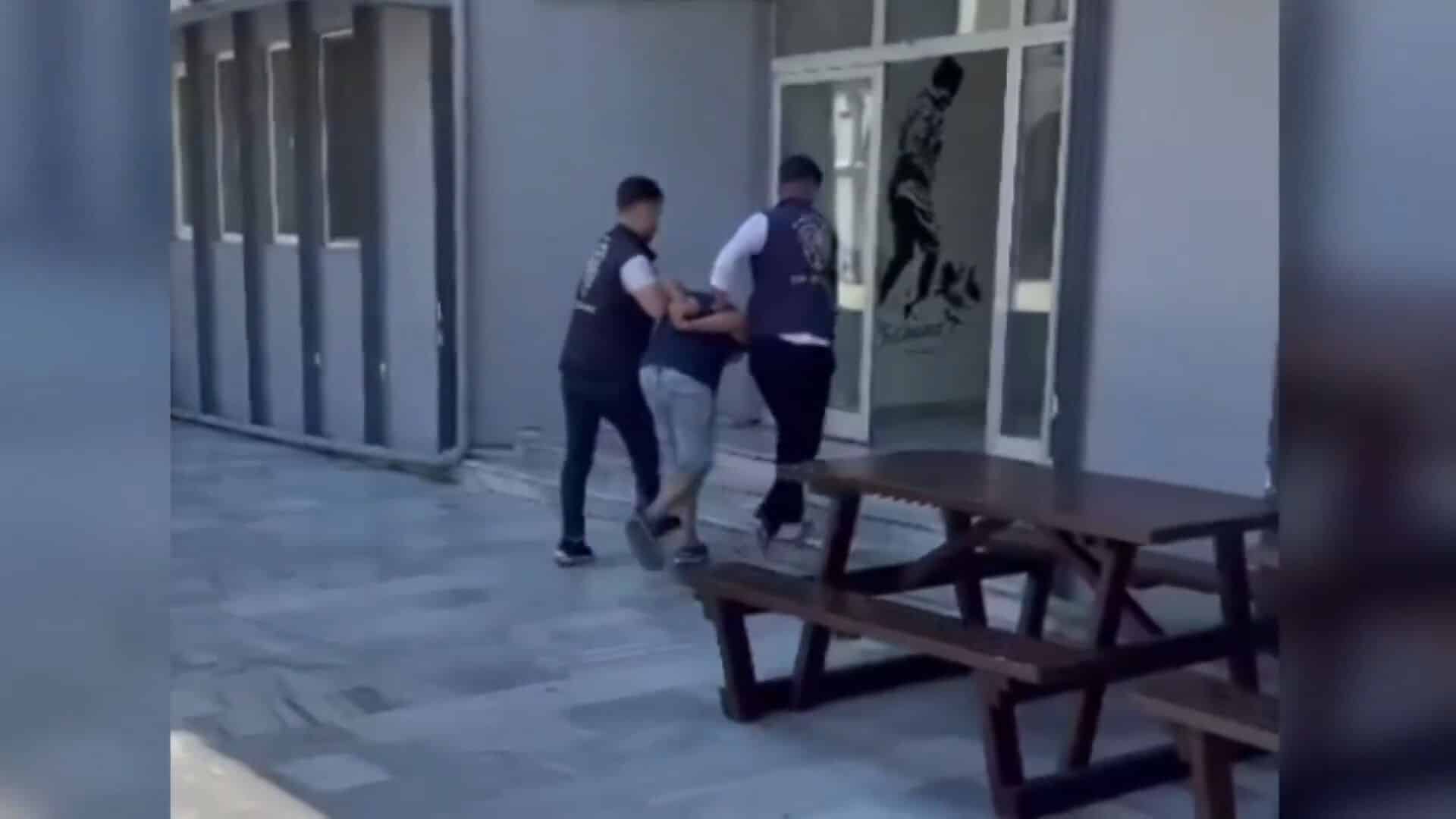 محاولة حرق آيا صوفيا تهز تركيا! القبض على الفاعل أثناء الهروب