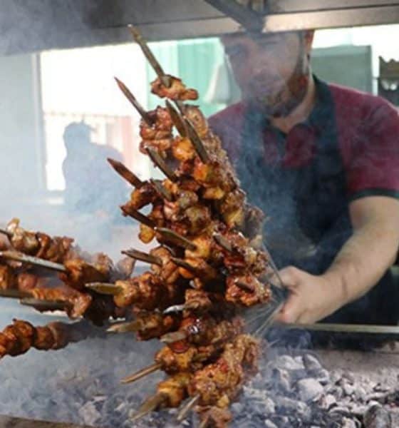 رئيس بلدية يعلن حظر فتح محلات الكباب في هذه المدينة
