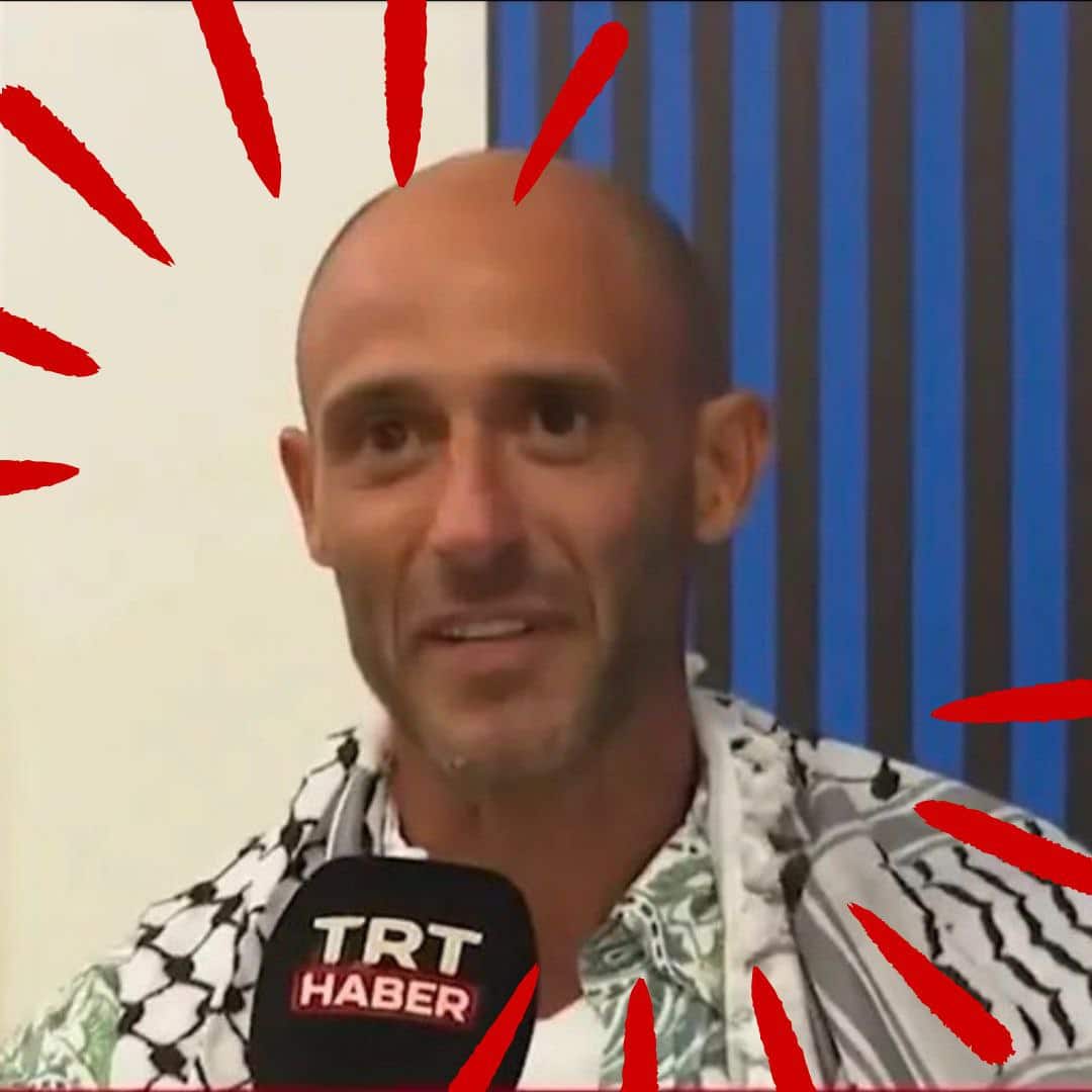 لقنه الشهادتين ناشط تركي.. إيطالي يعتنق الإسلام بسجون إسرائـ يل