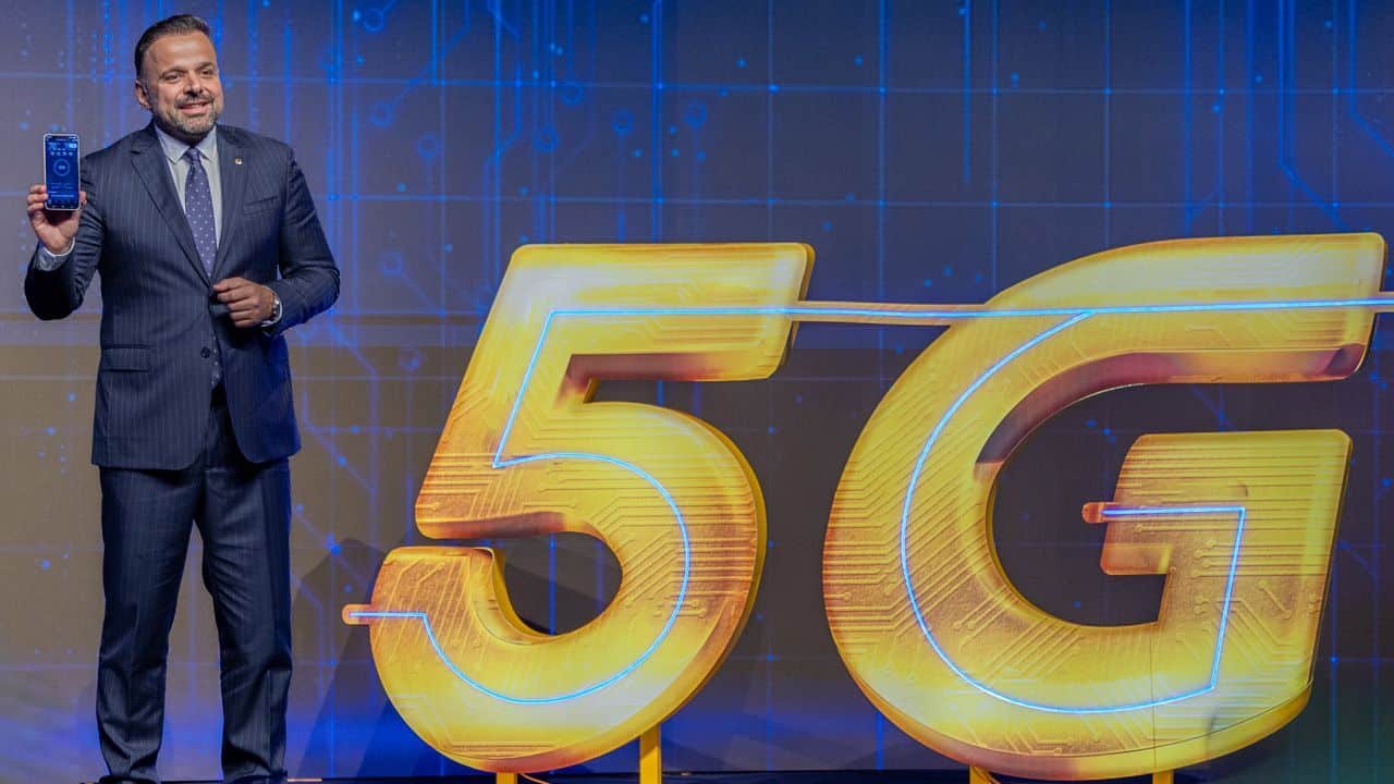 100 ألف فرصة! توركسل تبدأ توزيع هواتف بأسعار "لا تُصدق"