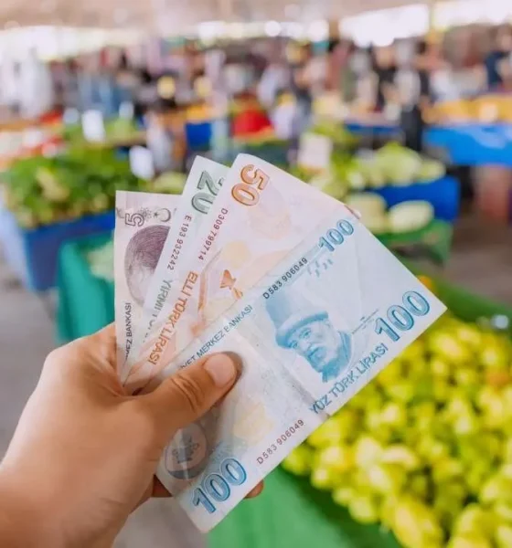 الإعلان عن خطي الجوع والفقر في تركيا.. هذا هو المبلغ الذي تحتاجه عائلة من أربعة أفراد للإنفاق