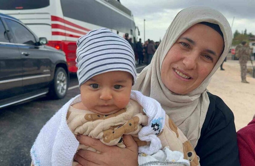 ما قصة الرضيع الذي أوقف موكب الرئيس التركي في أديامان؟ (فيديو)