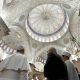 بابا الفاتيكان يلتزم الصمت خلال زيارته "الجامع الأزرق" باسطنبول