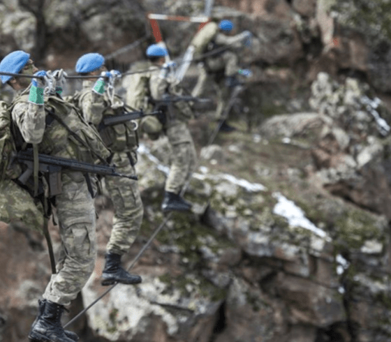 مزاعم تجنيد السوريين تثير الجدل.. وهذه توضيحات الدفاع التركية