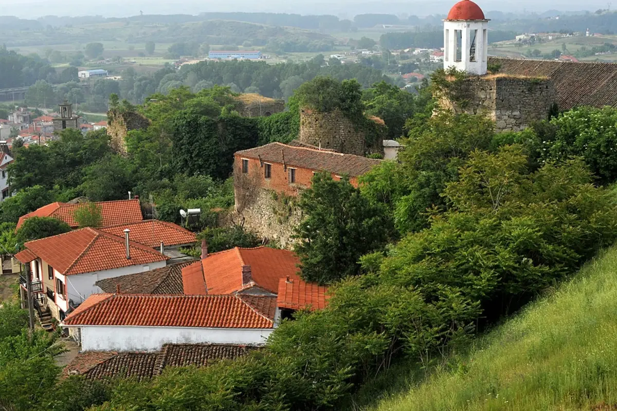 على بُعد ٢٠ دقيقة فقط من تركيا! سيحصل من يستقر في هذه القرى على ٥٠٠ ألف ليرة تركية