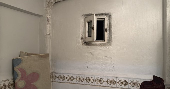 شابة تركية تُلقي مولودها من النافذة داخل كيس بلاستيكي.. والرضيع يُنقذ بأعجوبة