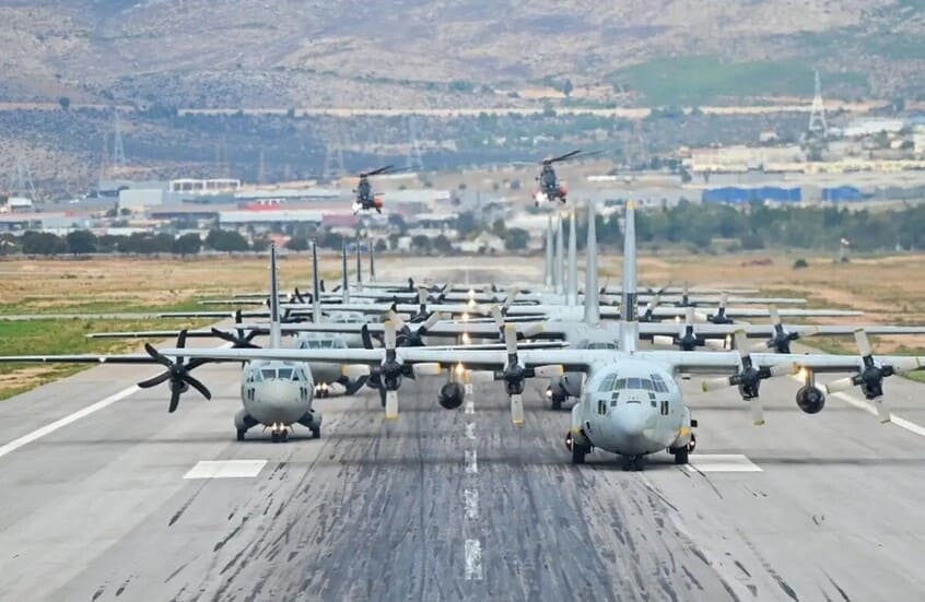 صورة تغضب تركيا. . أنقرة تحتج إثر "منشور غير أخلاقي" للقوات الجوية اليونانية استفزها!