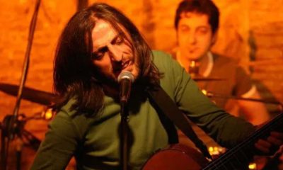 ورثة فنان تركي يلاحقون معجبيه قضائيًا.. وغرامات تصل إلى 50 ألف ليرة